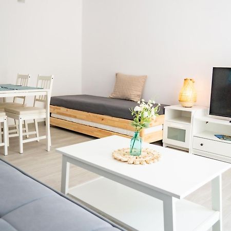 Retreat Oasis Studio Apartment San Miguel de Abona Luaran gambar