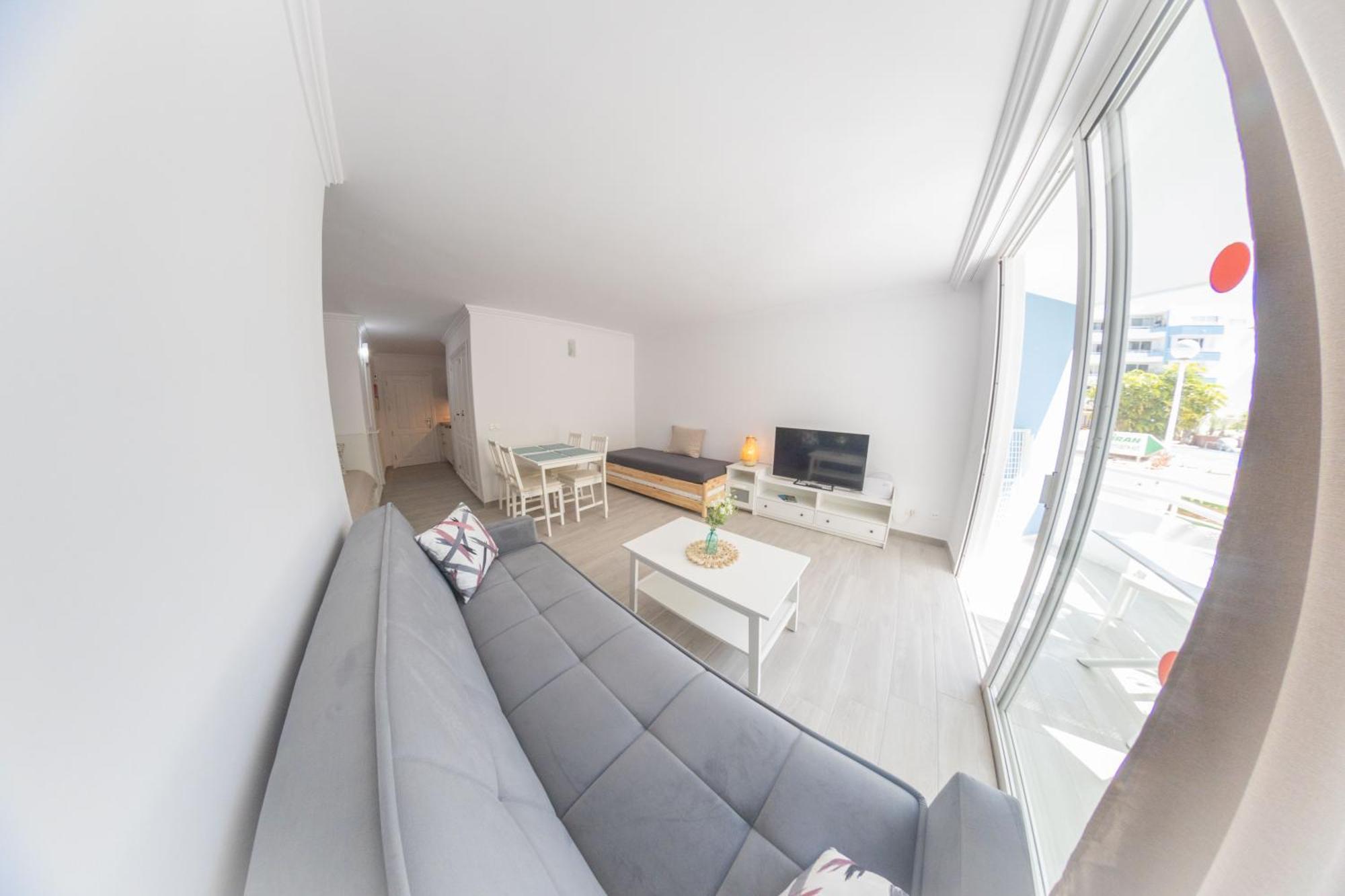 Retreat Oasis Studio Apartment San Miguel de Abona Luaran gambar