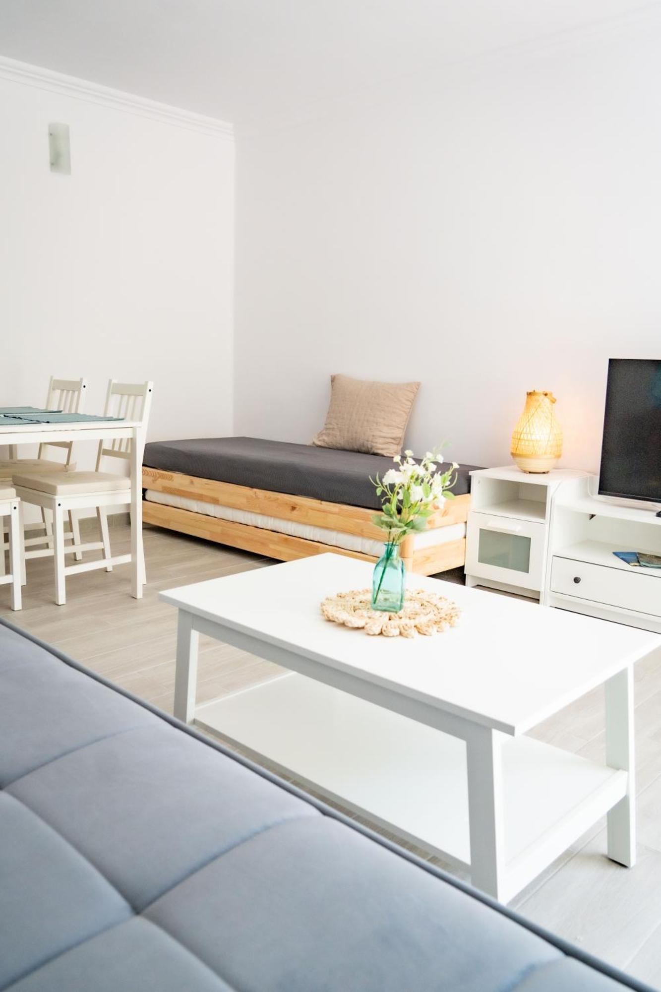 Retreat Oasis Studio Apartment San Miguel de Abona Luaran gambar