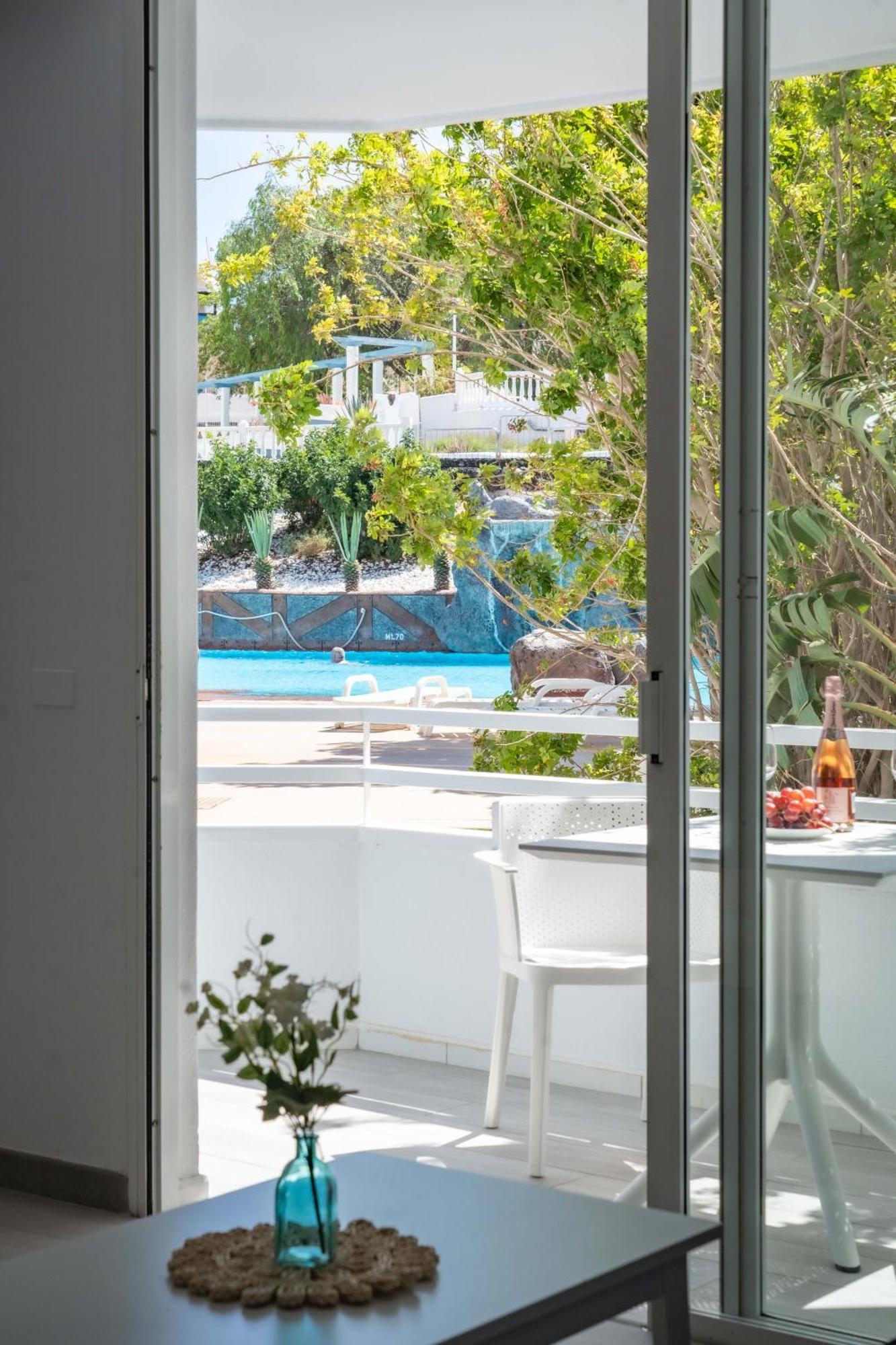 Retreat Oasis Studio Apartment San Miguel de Abona Luaran gambar