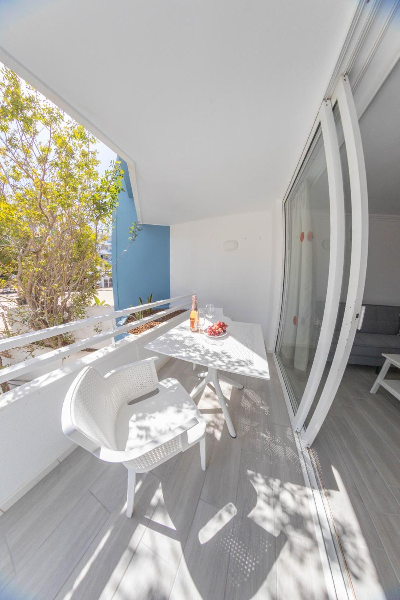 Retreat Oasis Studio Apartment San Miguel de Abona Luaran gambar
